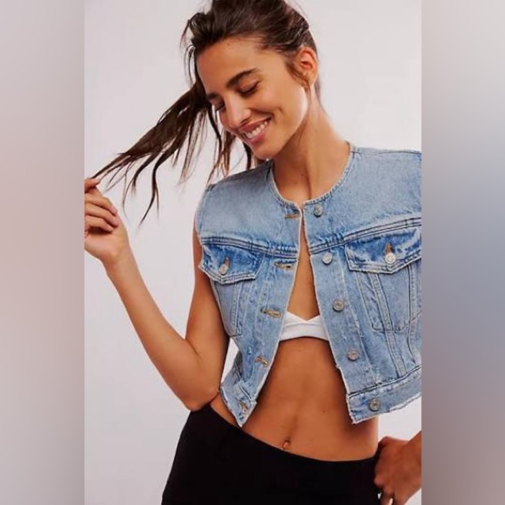 AGOLDE Leo Denim Vest Fray Wash NWT